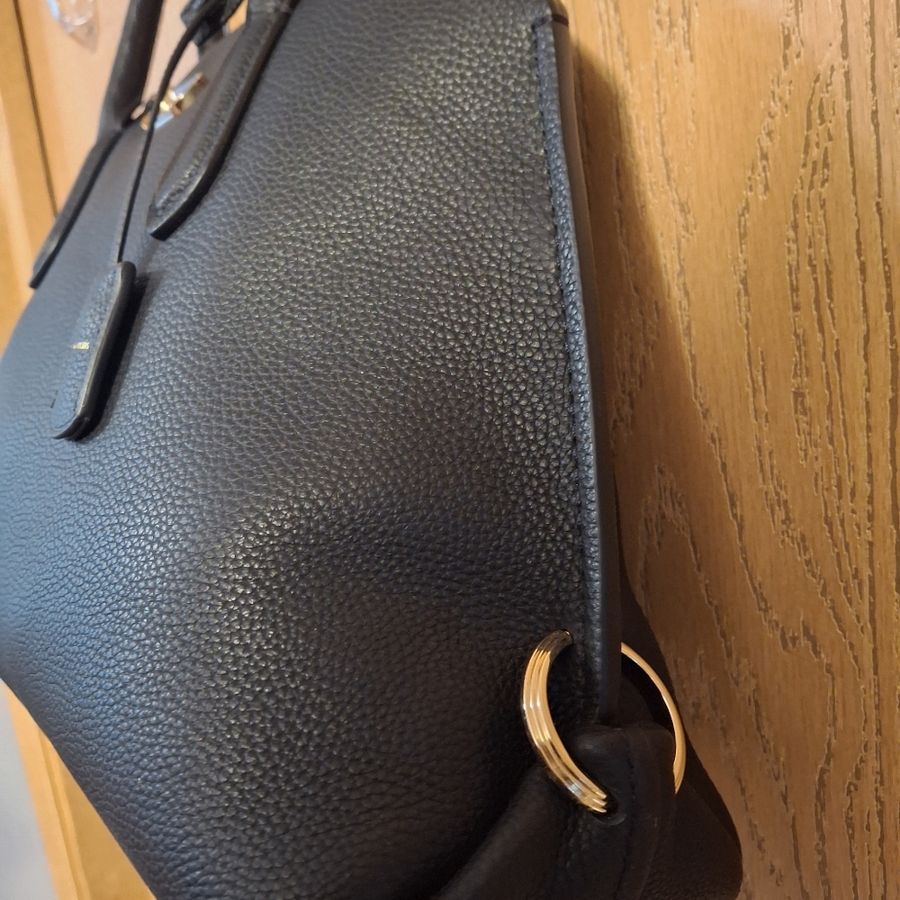 Michael Kors Sandra Gold Metal Large Satchel Bag - Picture 4 of 16